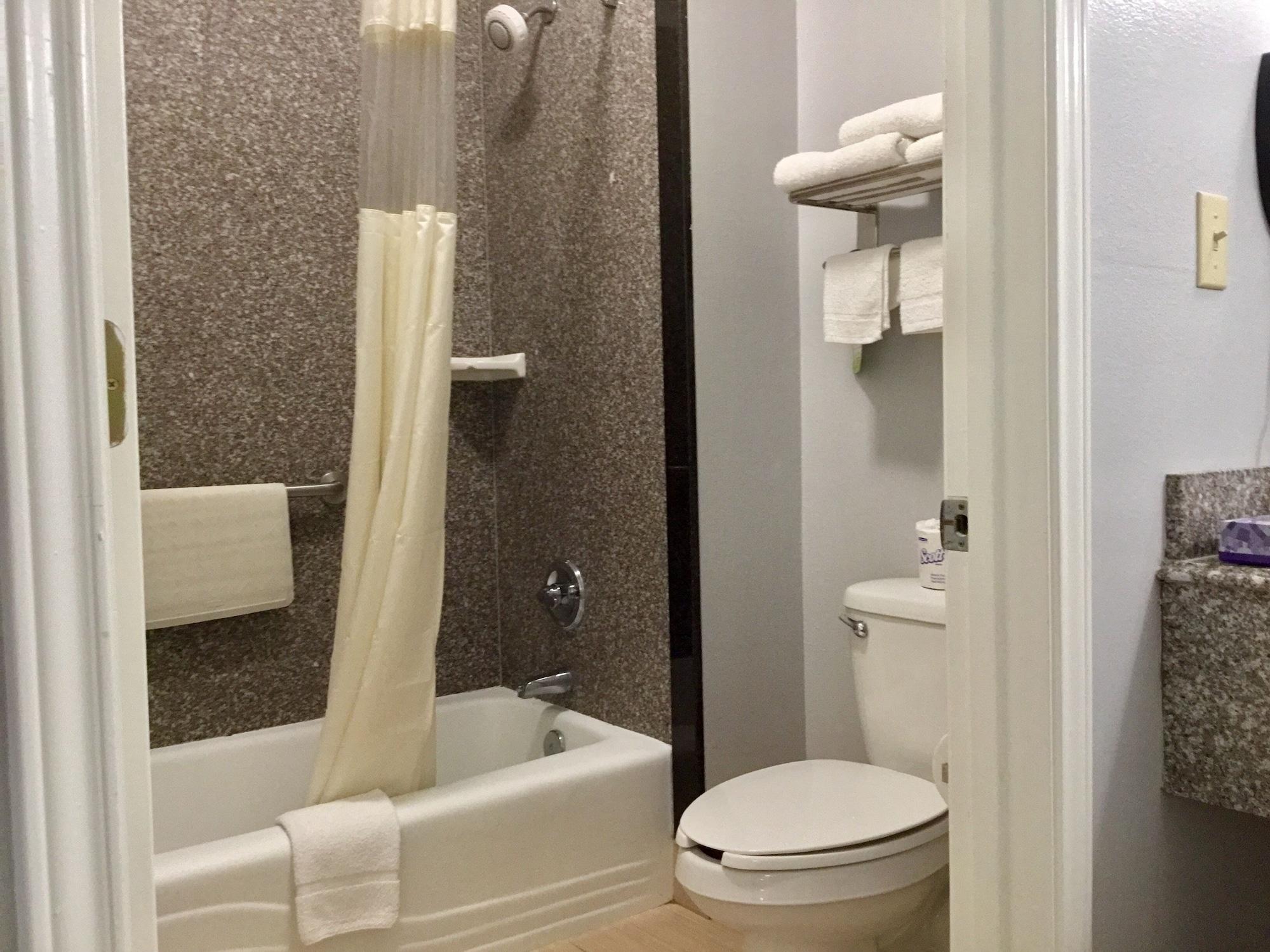 Days Inn By Wyndham Mcallen Eksteriør bilde