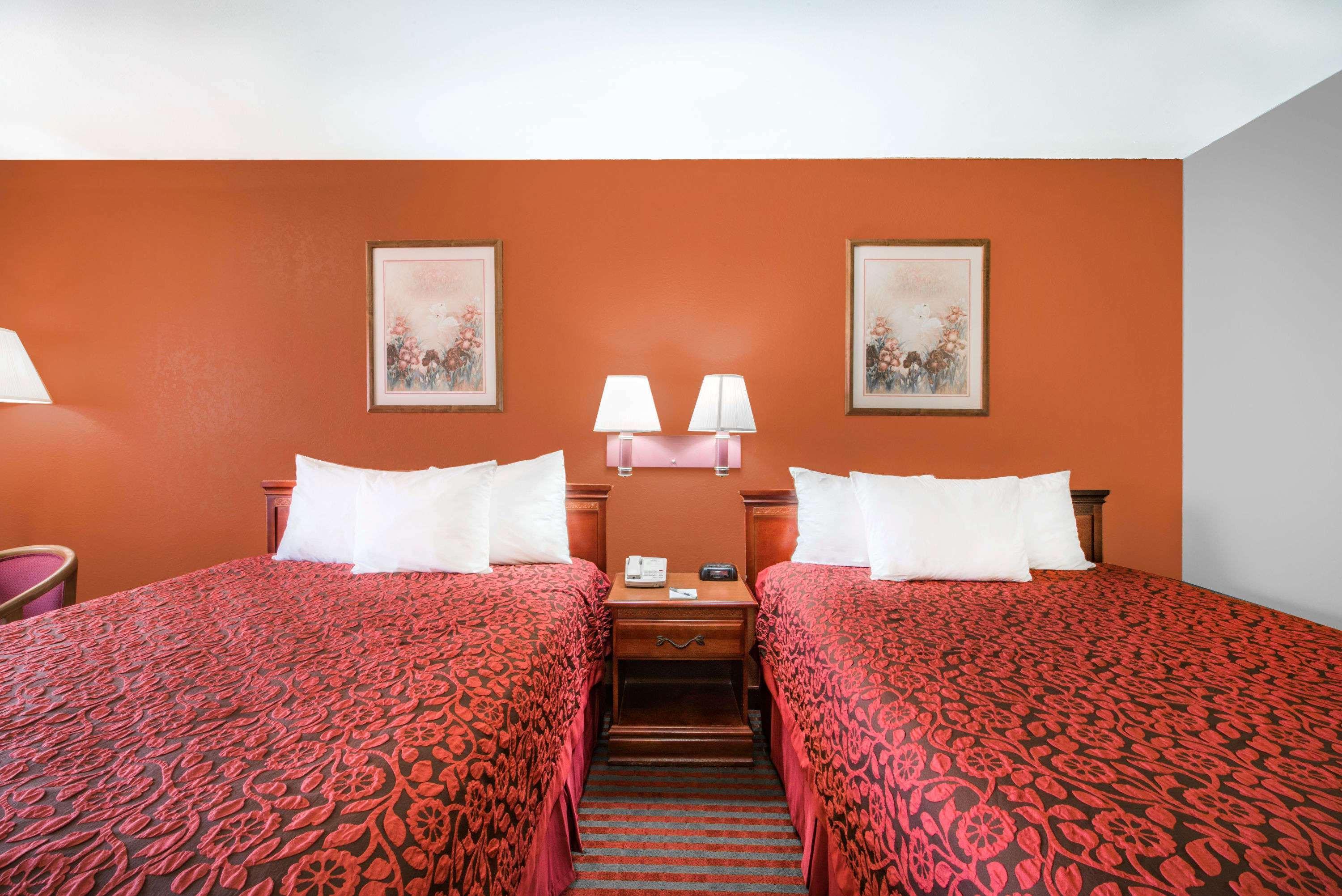 Days Inn By Wyndham Mcallen Eksteriør bilde