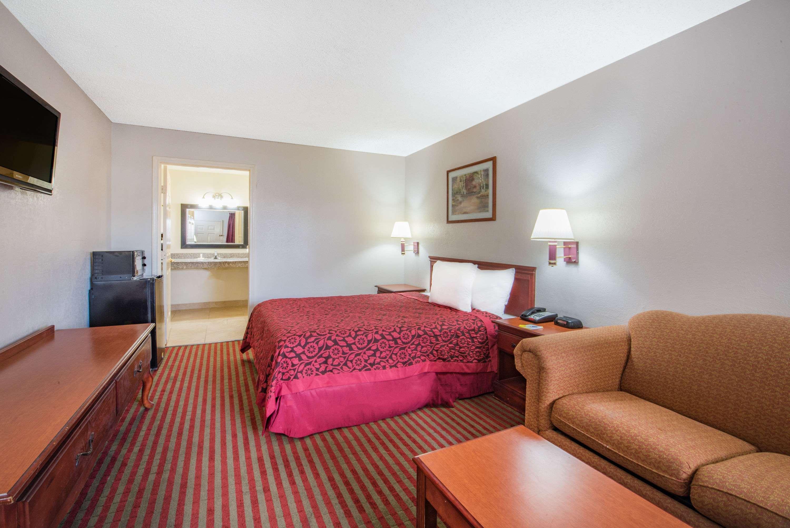 Days Inn By Wyndham Mcallen Eksteriør bilde